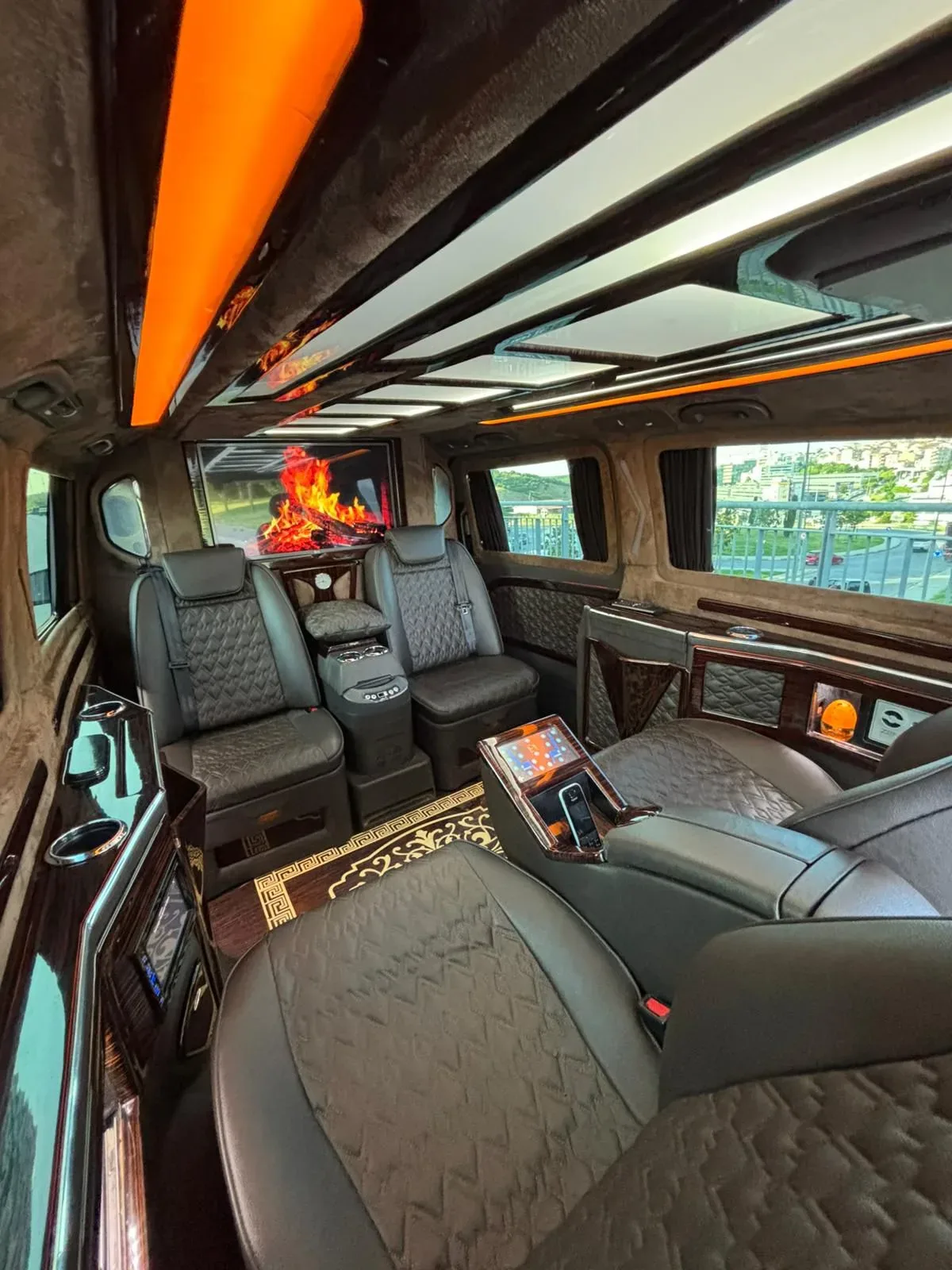 Mercedes-Benz Vito VIP 4